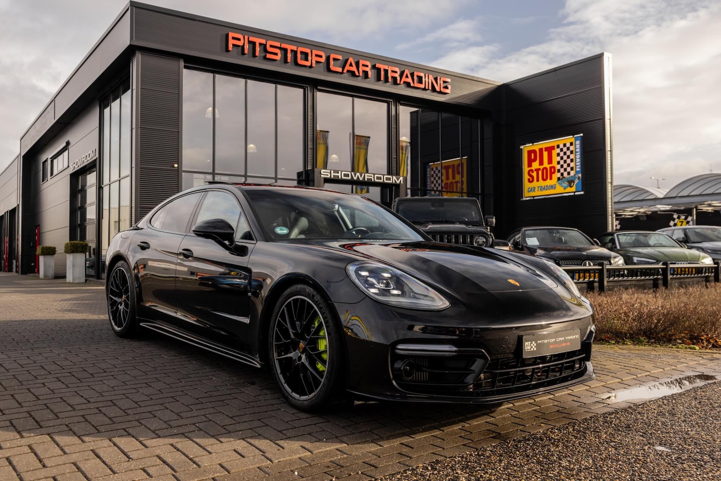 Porsche Panamera - 2.9 4S E-Hybrid 2.9 4S E-Hybrid, NL Auto, Sportdesign, 18-wegs, Pano! - AutoWereld.nl