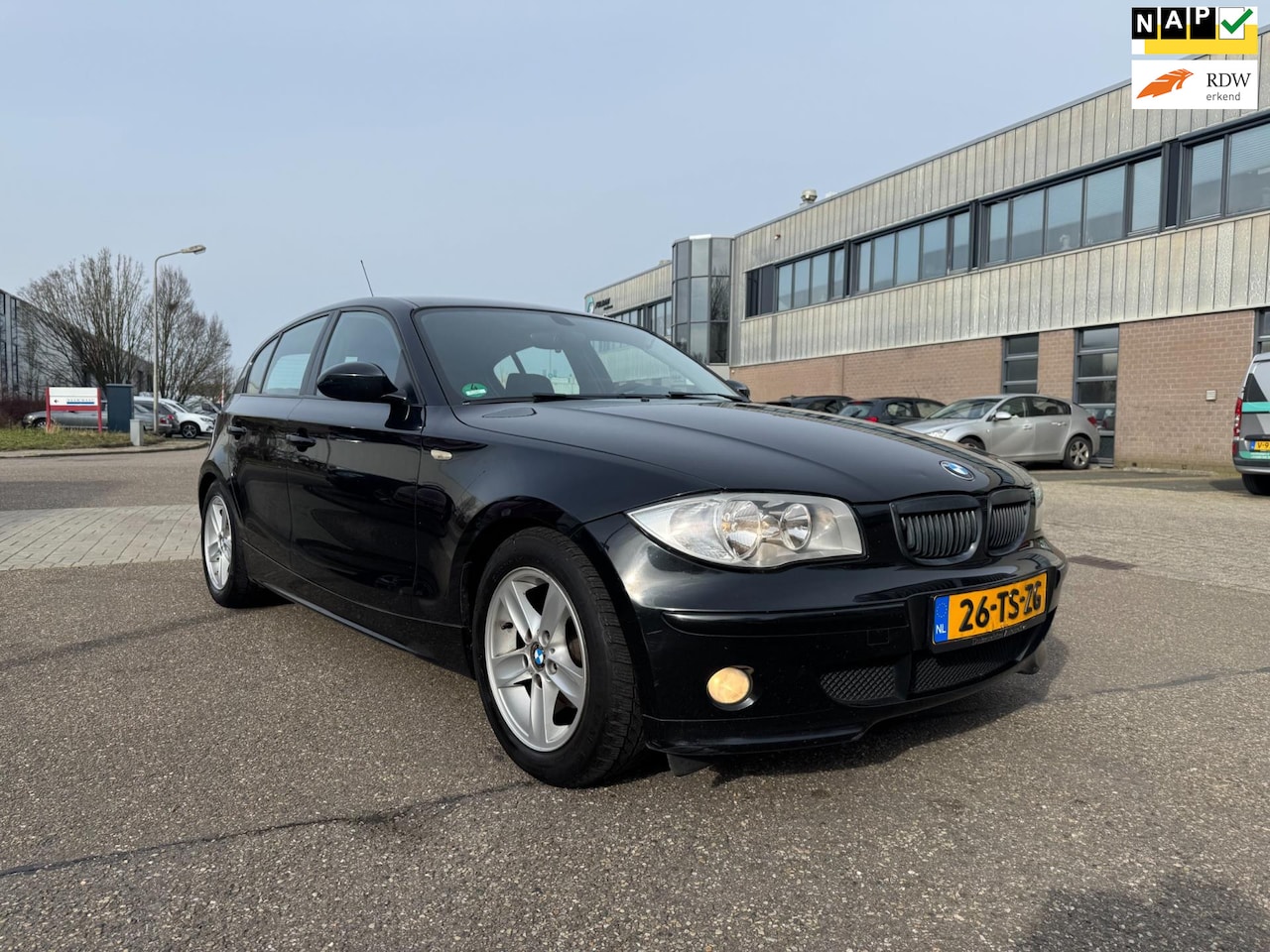 BMW 1-serie - 116i Business Line 116i Business Line - AutoWereld.nl