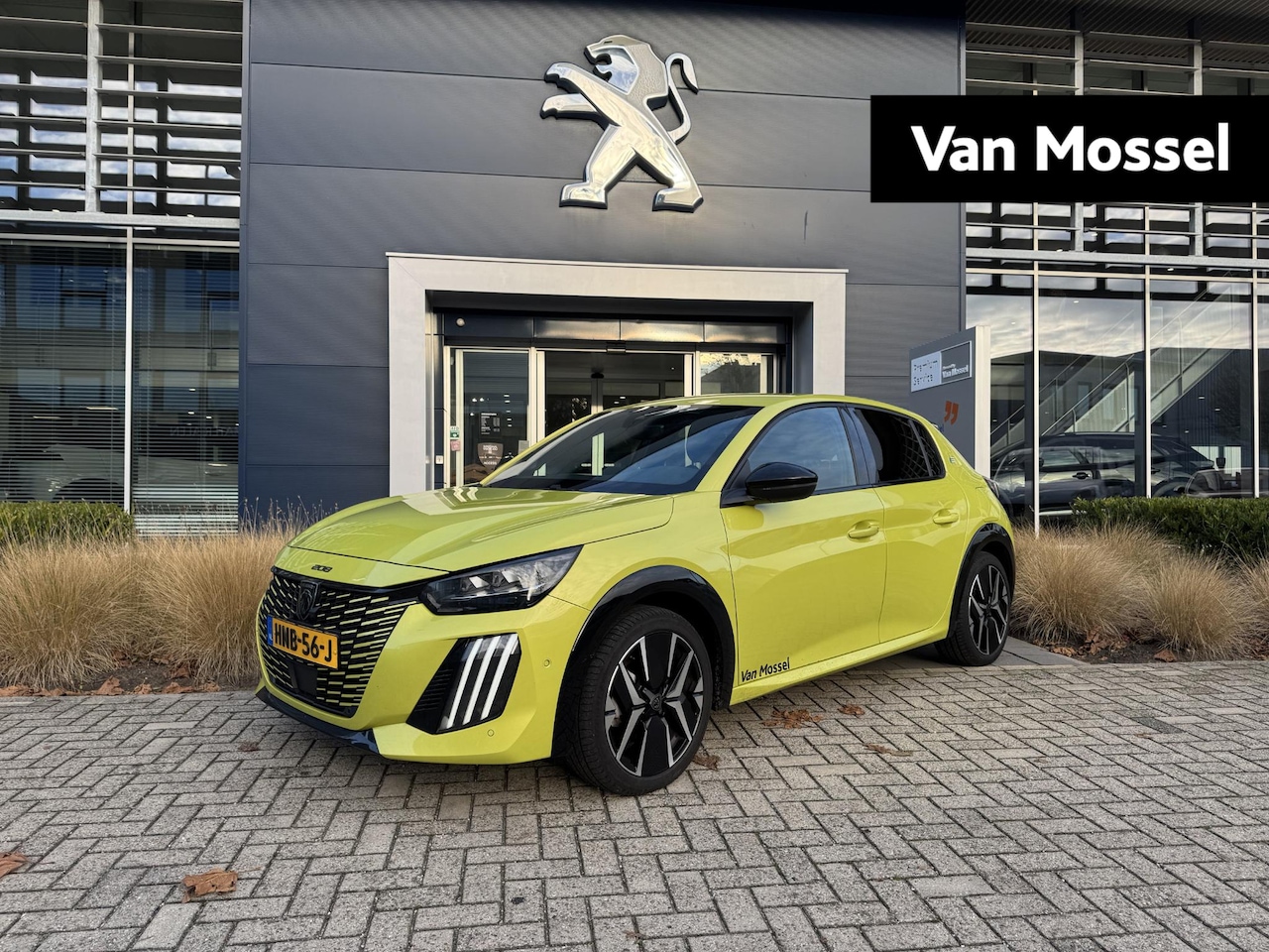 Peugeot e-208 - EV GT 51 kWh l Alcantara Pack l Vision Pack - AutoWereld.nl