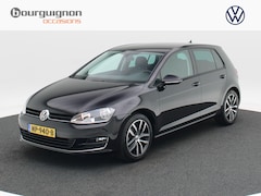 Volkswagen Golf - 1.2 TSI Highline CarPlay | Navigatie | Adaptive Cruise | Camera | Climate Control | R17 |
