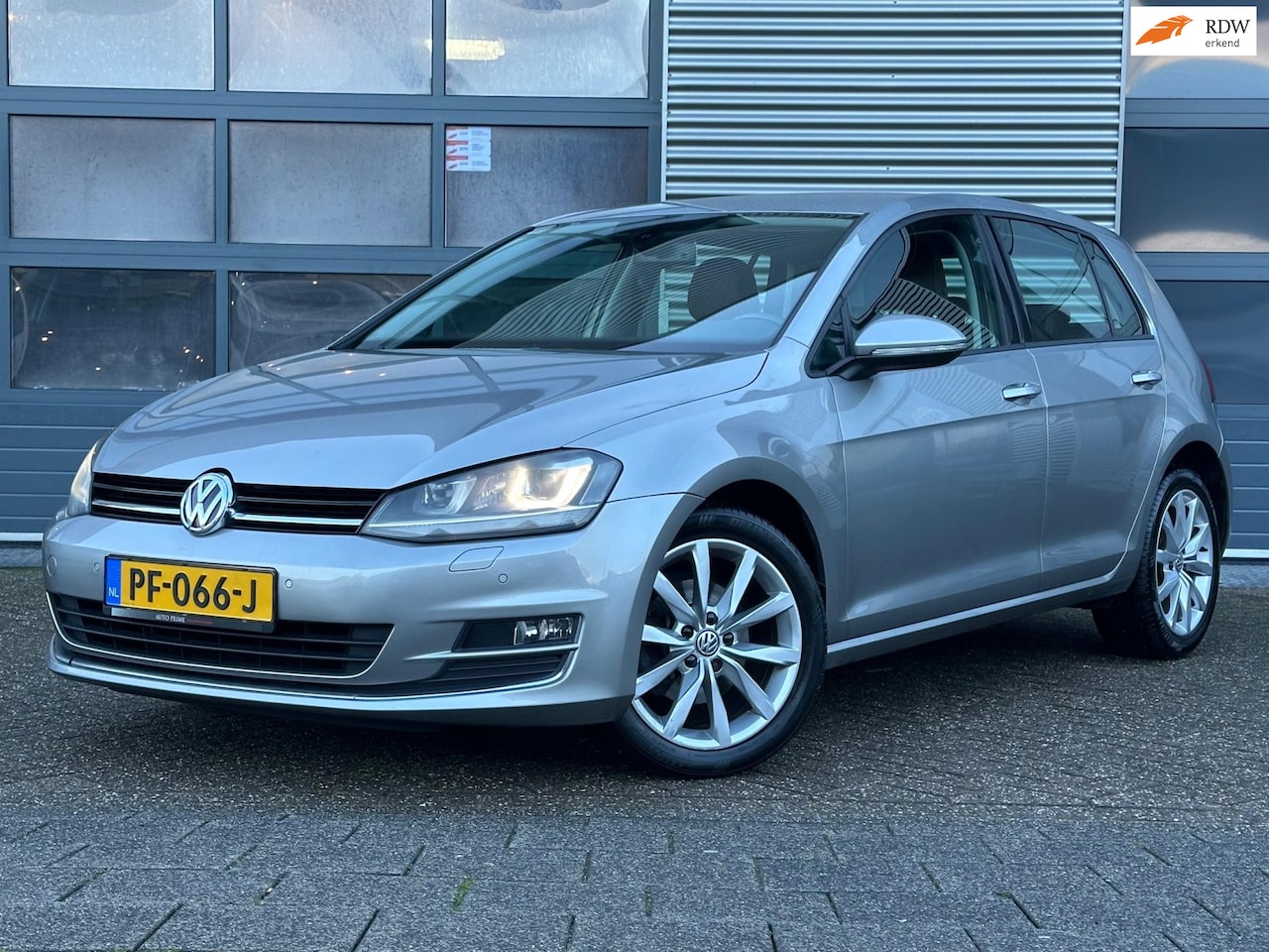 Volkswagen Golf - 1.4 TSI Highline | CRUISECR | Climate | PDC | LED - AutoWereld.nl