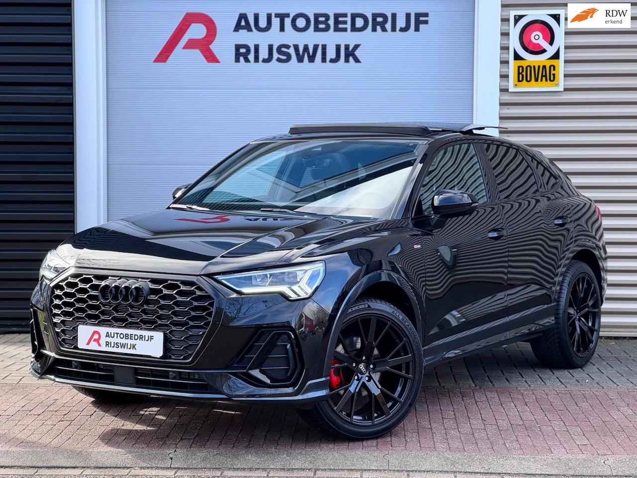 Audi Q3 Sportback - 35 TFSI S Edition Pano/Keyless/AppleCarPlay - AutoWereld.nl