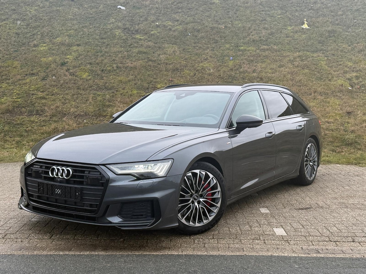 Audi A6 Avant - 55 TFSI e quattro Pro Line S Competition 360 Camera / Leder / Clima 4-Zone / Soft-Close - AutoWereld.nl
