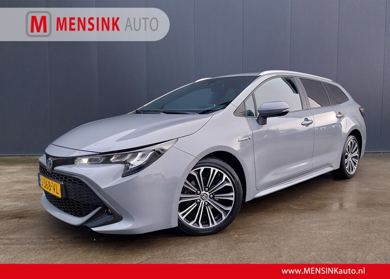 Toyota Corolla Touring Sports - 1.8 Hybrid 1e EIGENAAR Dynamic ECC CAMERA LED ADAPT CRUISE - AutoWereld.nl