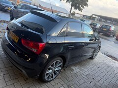 Audi A1 Sportback - 1.2 TFSI Attraction Pro Line Business