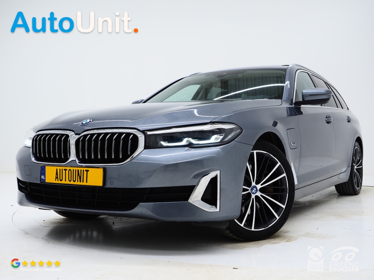 BMW 5-serie Touring - 530e Executive Luxury | Panoramadak | Leder | Camera | Keyless | Sfeerlicht | Virtual | DA - AutoWereld.nl