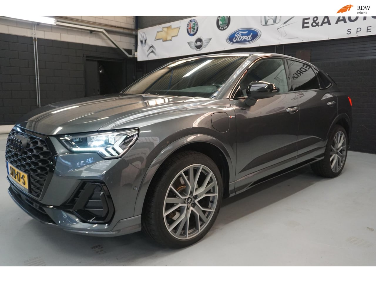 Audi Q3 Sportback - 45 TFSI e S Edition 3X S-Line PLUG IN DEALER ONDERHOUDEN - AutoWereld.nl
