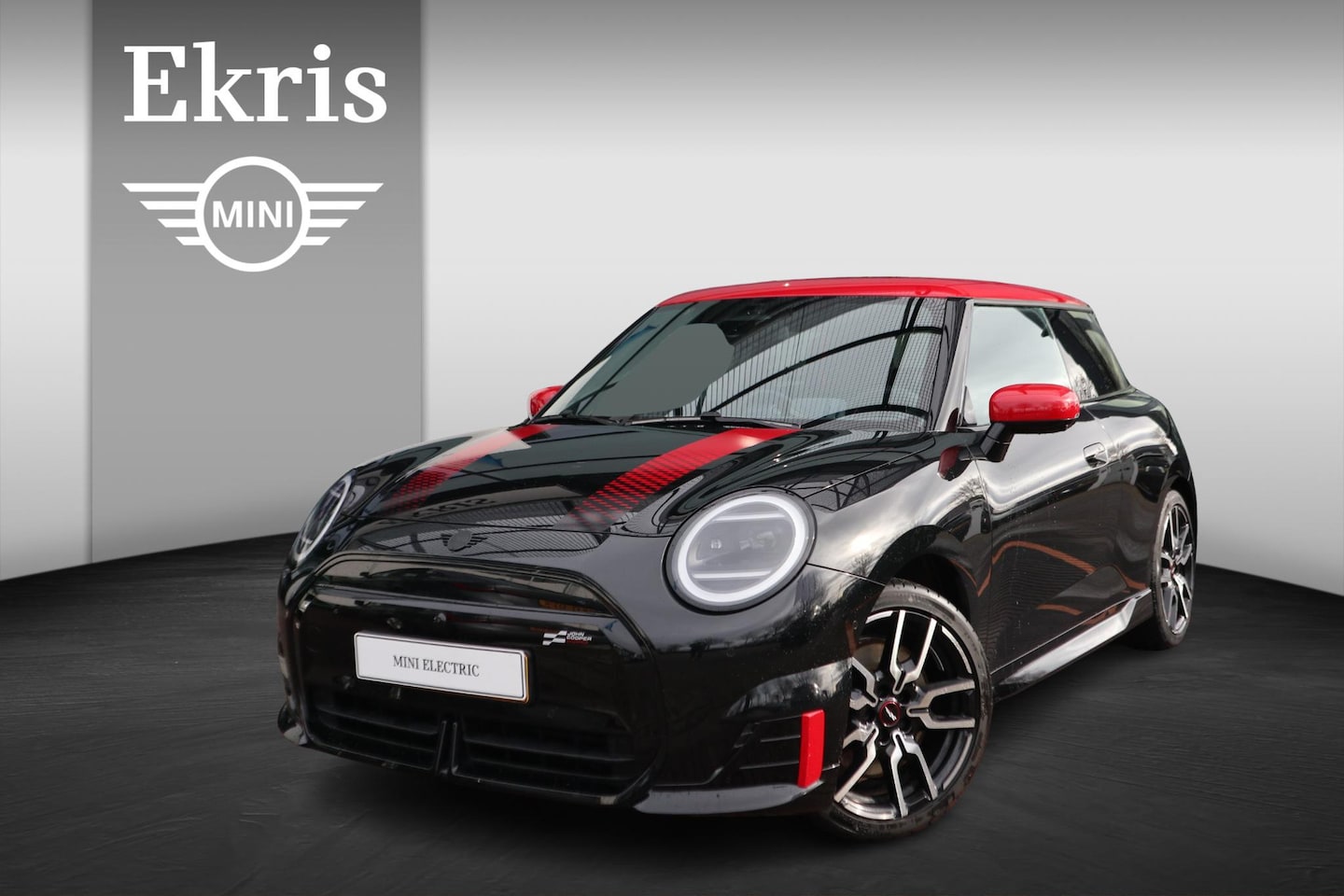 MINI Mini-Electric - JCW | John Cooper Works Trim + Pakket L - AutoWereld.nl