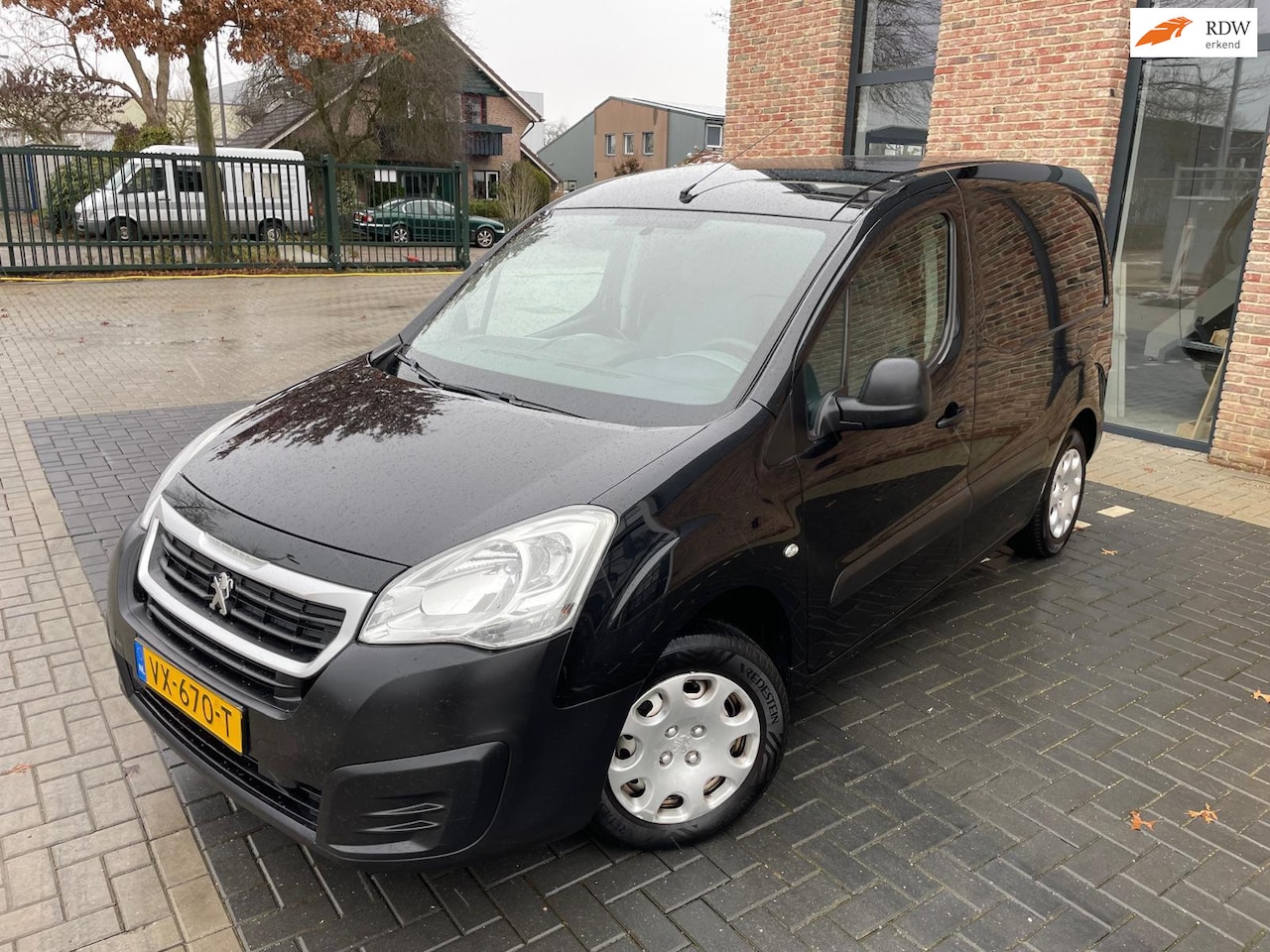 Peugeot Partner - 120 1.6 HDi 75 L1 XR 120 1.6 HDi 75 L1 XR - AutoWereld.nl