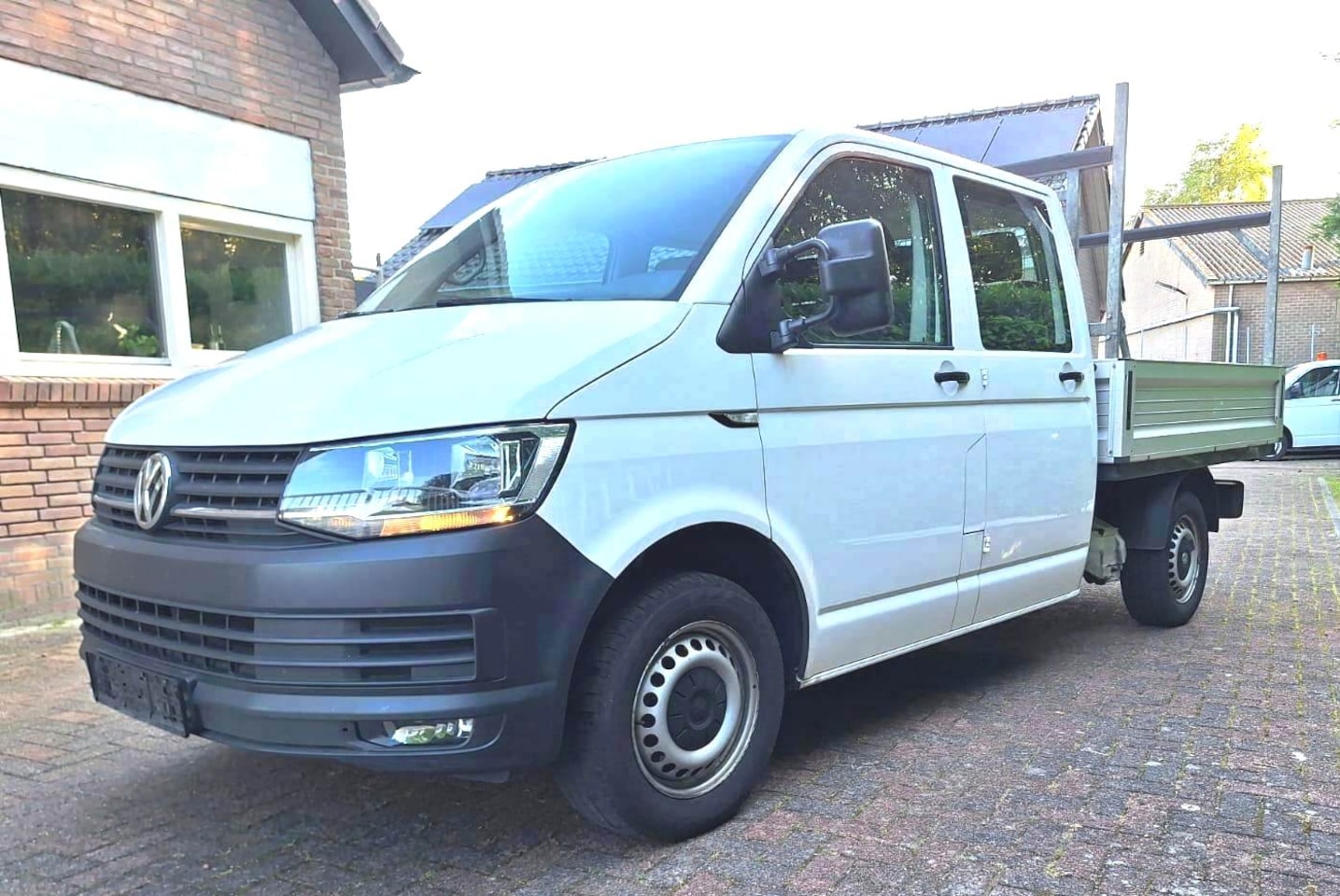 Volkswagen T6 - VW Transporter T6 Pick Up Dubbelcabine euro 6 - AutoWereld.nl