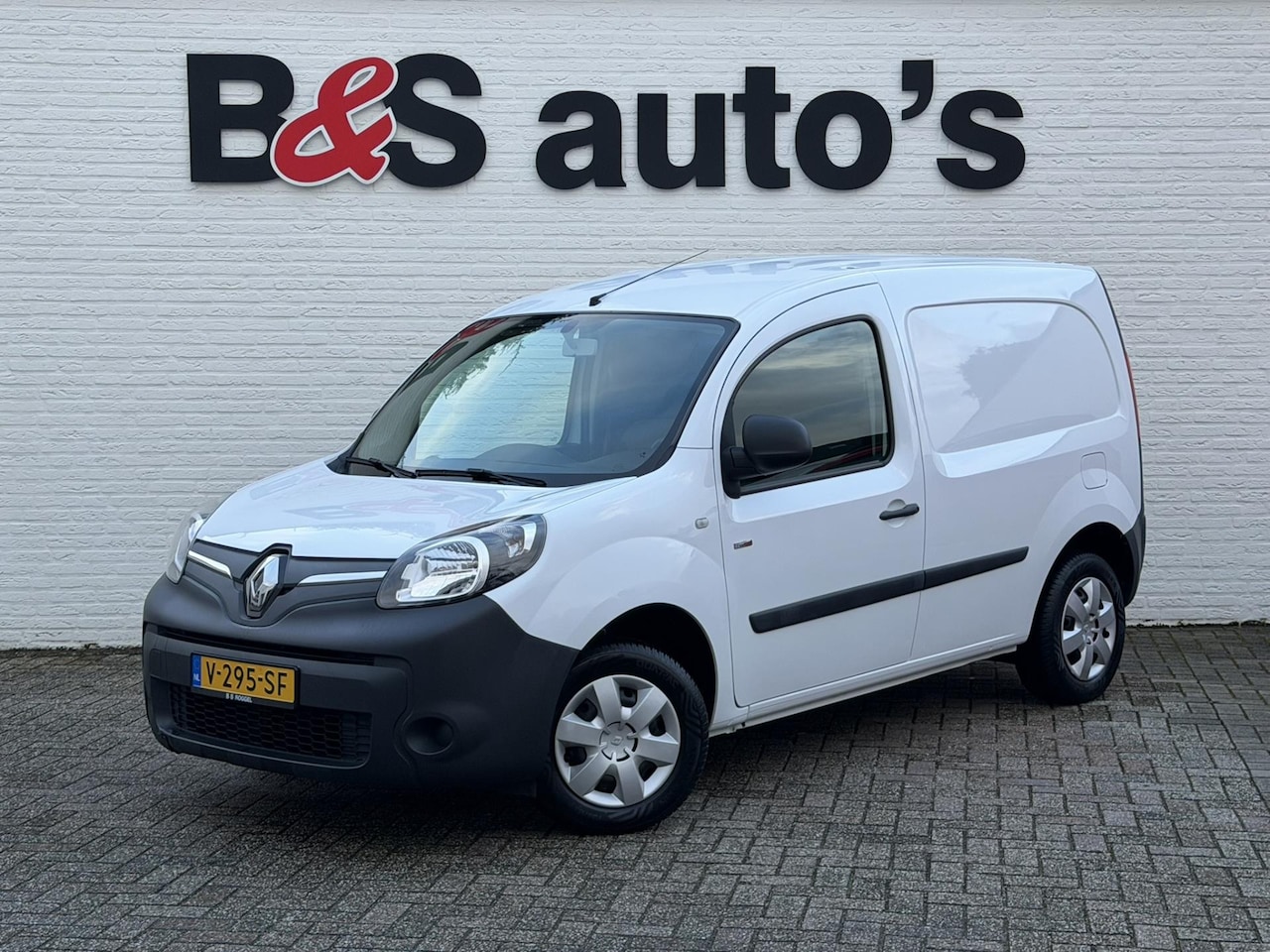 Renault Kangoo - Z.E. Dealeronderhouden SOH 92% Airco Cruise control Navigatie Radio/CD Parkeersensoren ach - AutoWereld.nl