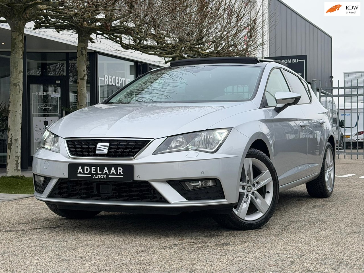 SEAT Leon - 1.2 TSI XENON | NAVI | CRUISE | PDC | STOELVERWARMING | - AutoWereld.nl