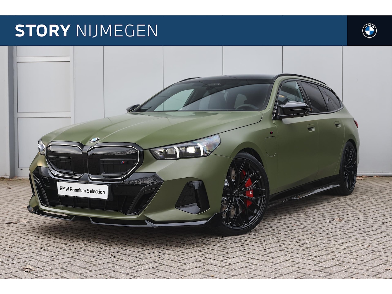 BMW 5-serie Touring - 530e M Sport Automaat / Trekhaak / Panoramadak / Comfort Access / M Sportonderstel / Adapt - AutoWereld.nl