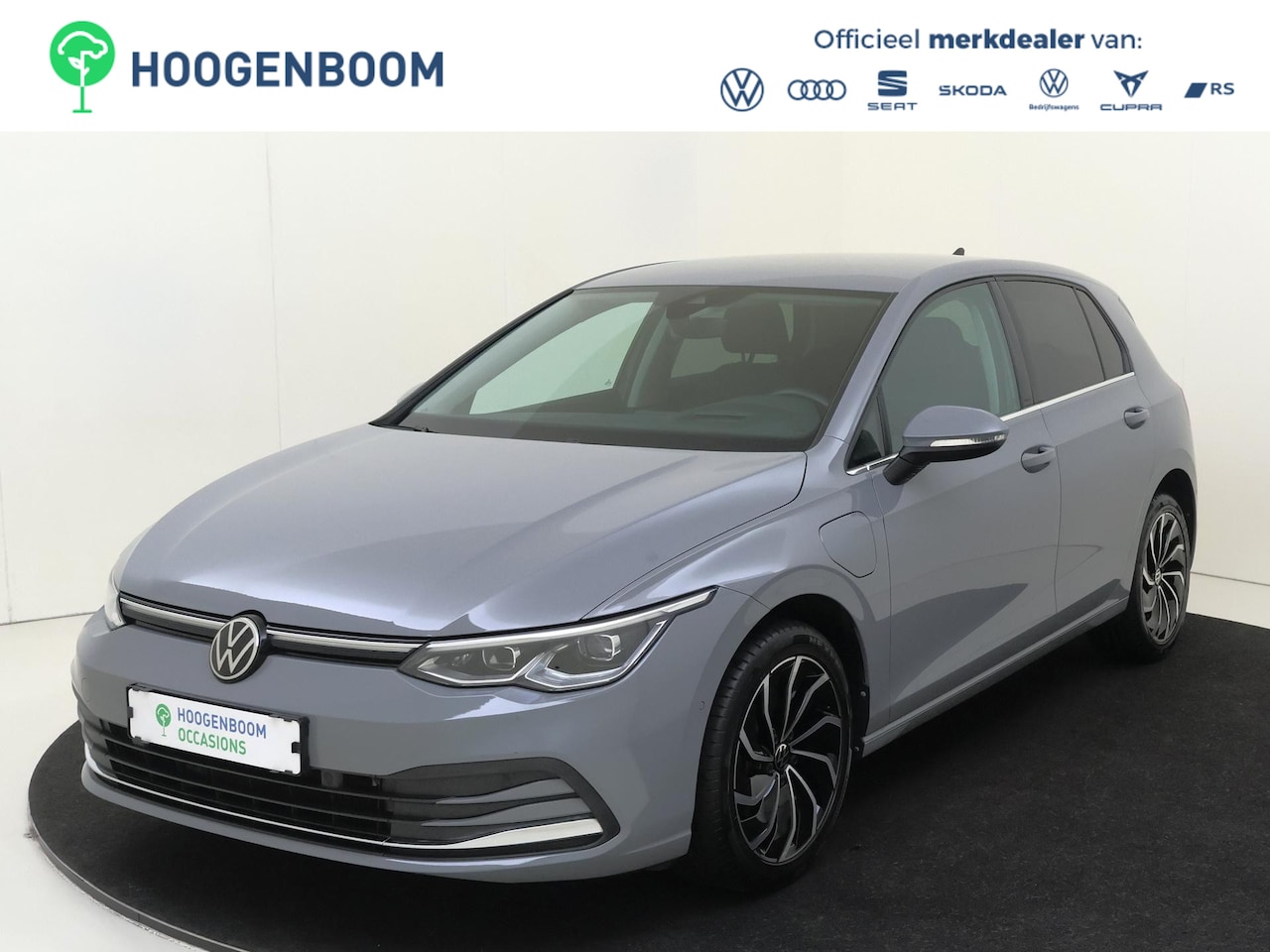 Volkswagen Golf - 1.4 eHybrid Style | SoH 91% | Trekhaak | Head-up display | Parkeerassistent | Adaptieve cr - AutoWereld.nl