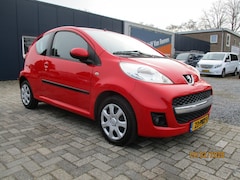 Peugeot 107 - AUTOMAAT 1.0-12V Millesim 200 APK 2-2027