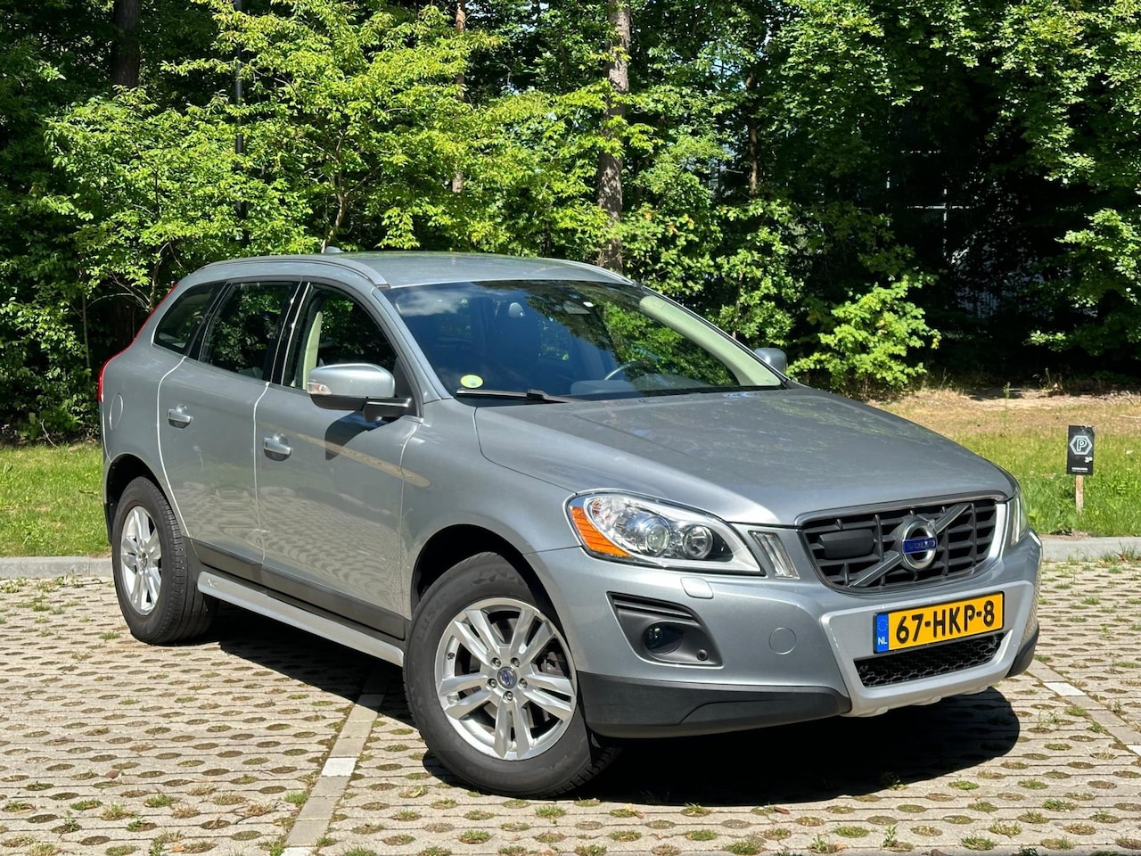 Volvo XC60 - 3.0 T6 AWD Summum - AutoWereld.nl