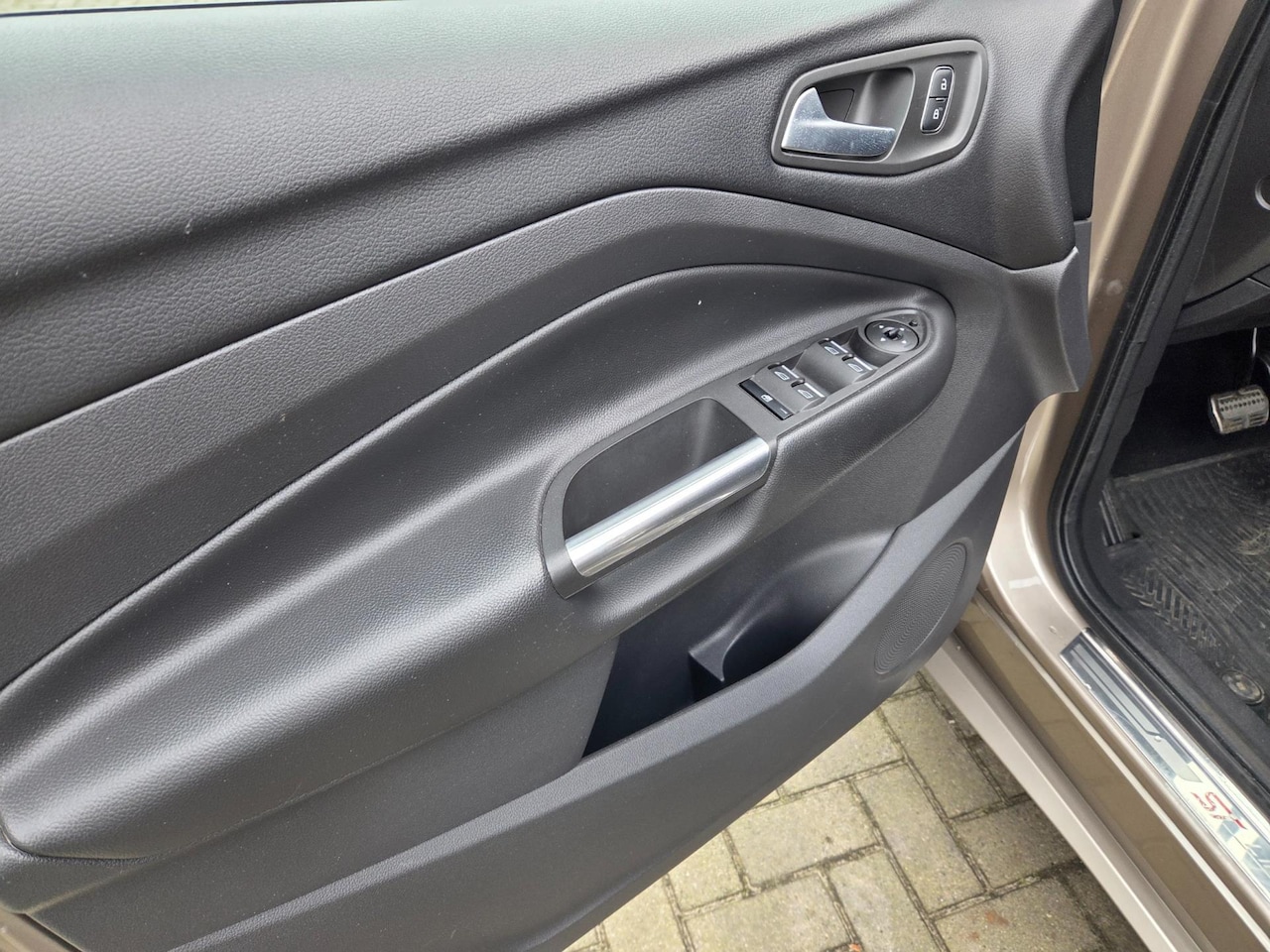 Ford Kuga - 1.5 EcoBoost ST-Line 1.5 EcoBoost ST-Line