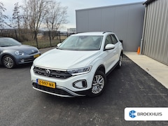 Volkswagen T-Roc - 1.5 TSI Life Business 15-Pk DSG/AUTO | Achteruitrijcamera | Trekhaak | Stoel/Stuurverwarmi