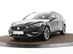 SEAT Leon Sportstourer - 1.5 TSI 204pk DSG e-Hybrid FR Business · Camera · Apple/Android Car Play · Elek. Trekhaak