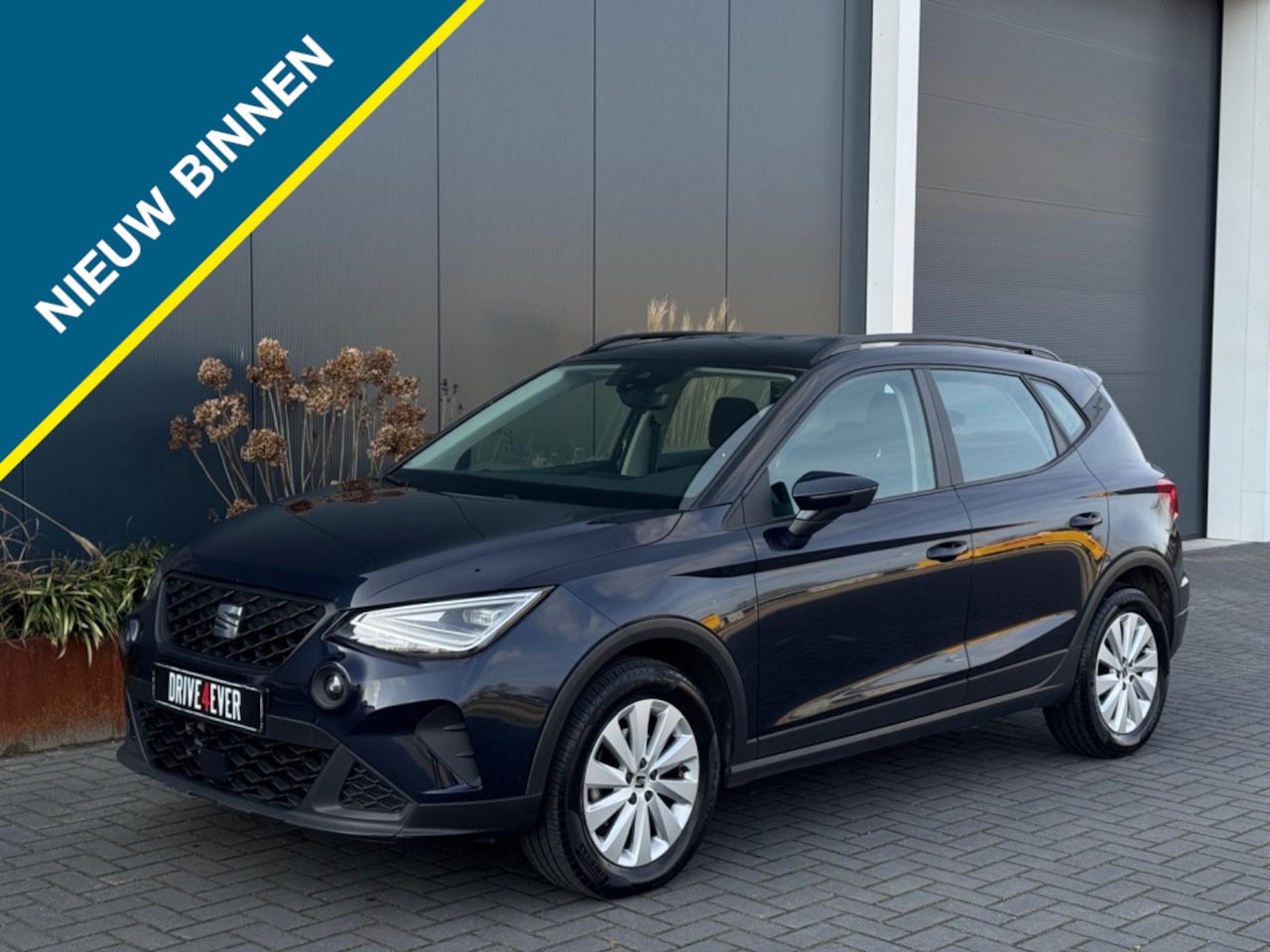 SEAT Arona - 1.0 TSI Style DSG APPLE CARPLAY PDC LED SPORTVELGEN - AutoWereld.nl