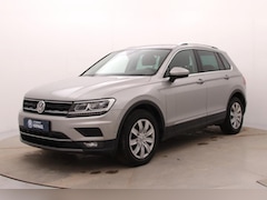 Volkswagen Tiguan - 1.5 TSI ACT Highline | Adaptive Cruise | Camera | Stuur-/Stoelverw. | CarPlay | Virtual Co