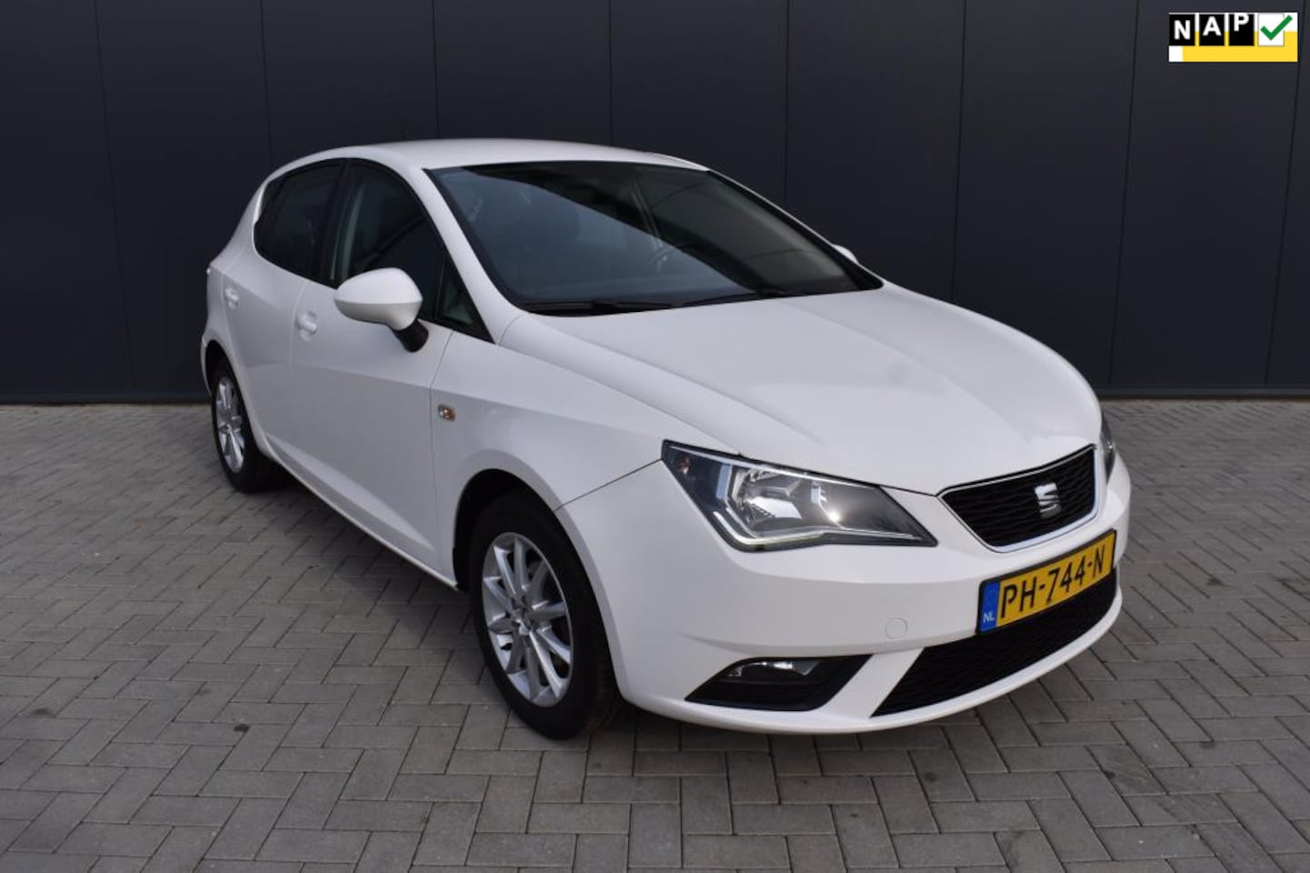 SEAT Ibiza - 1.0 EcoTSI Style Connect |NAVI|CLIMA|CRUISE| - AutoWereld.nl