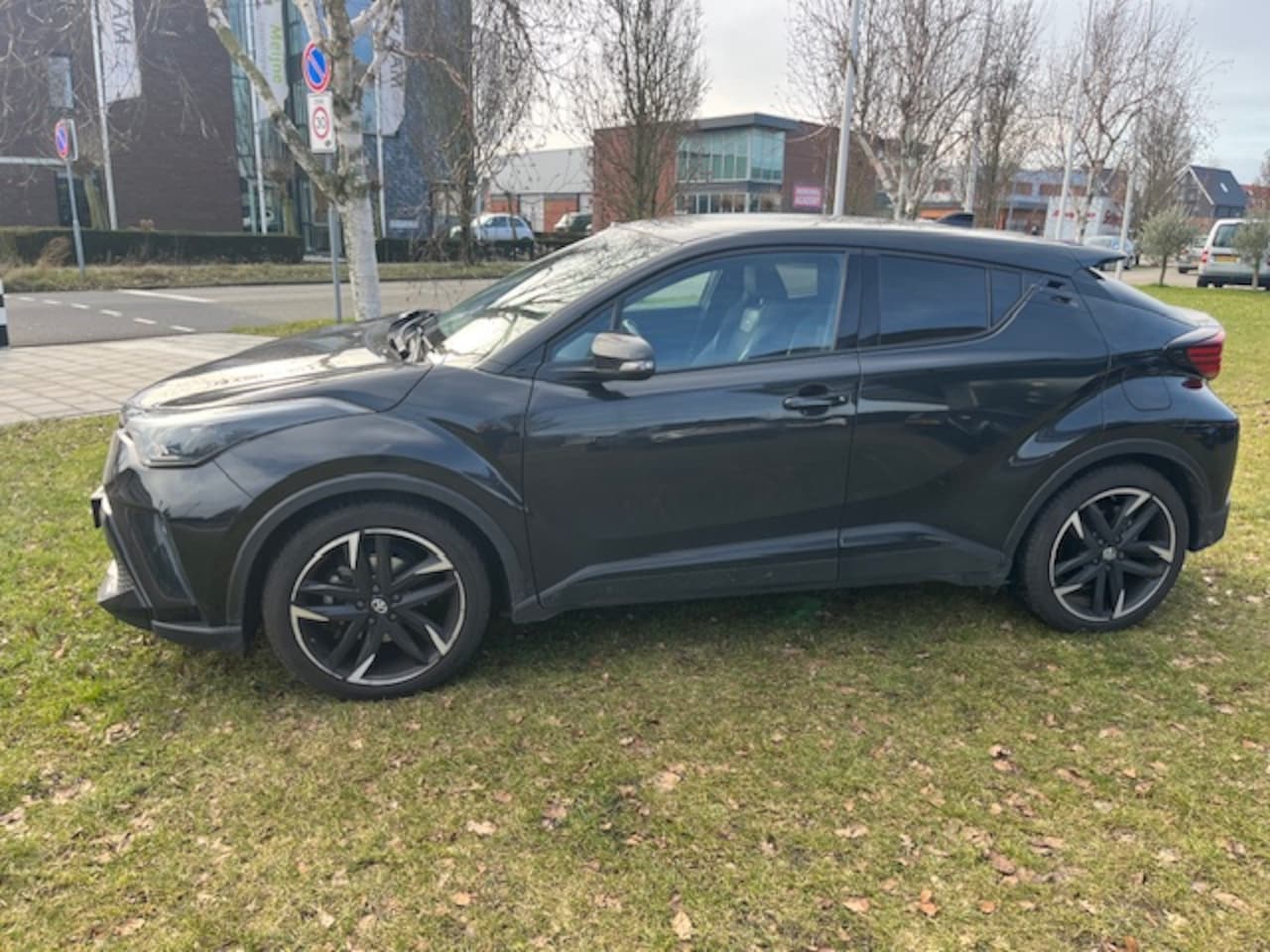 Toyota C-HR - 1.8 Hybrid GR-Sport 1.8 Hybrid GR-Sport - AutoWereld.nl