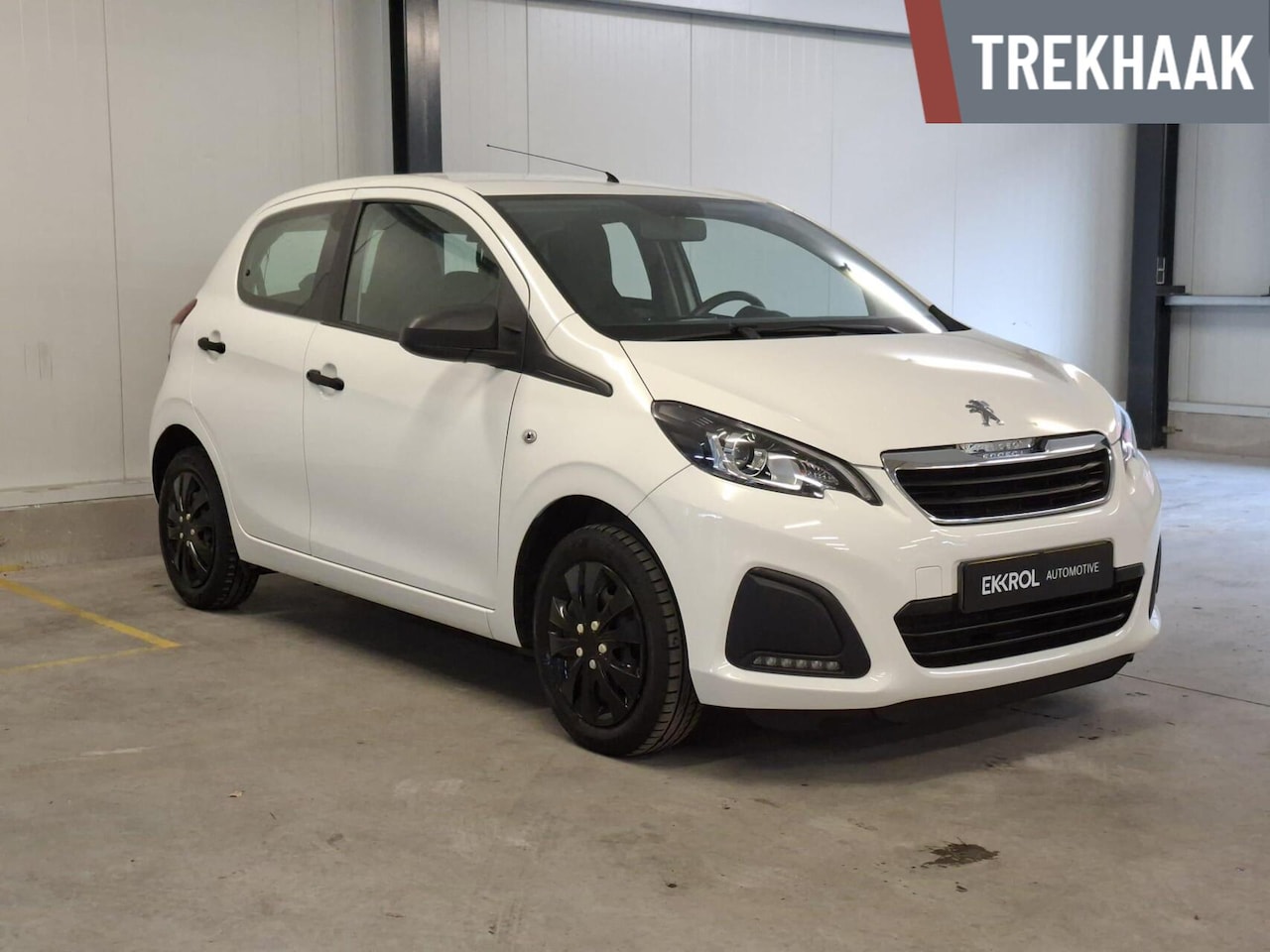 Peugeot 108 - 1.0 VTi Active Top 1.0 VTi Active TOP (Org NL/Carplay/Trekhaak/NAP) - AutoWereld.nl
