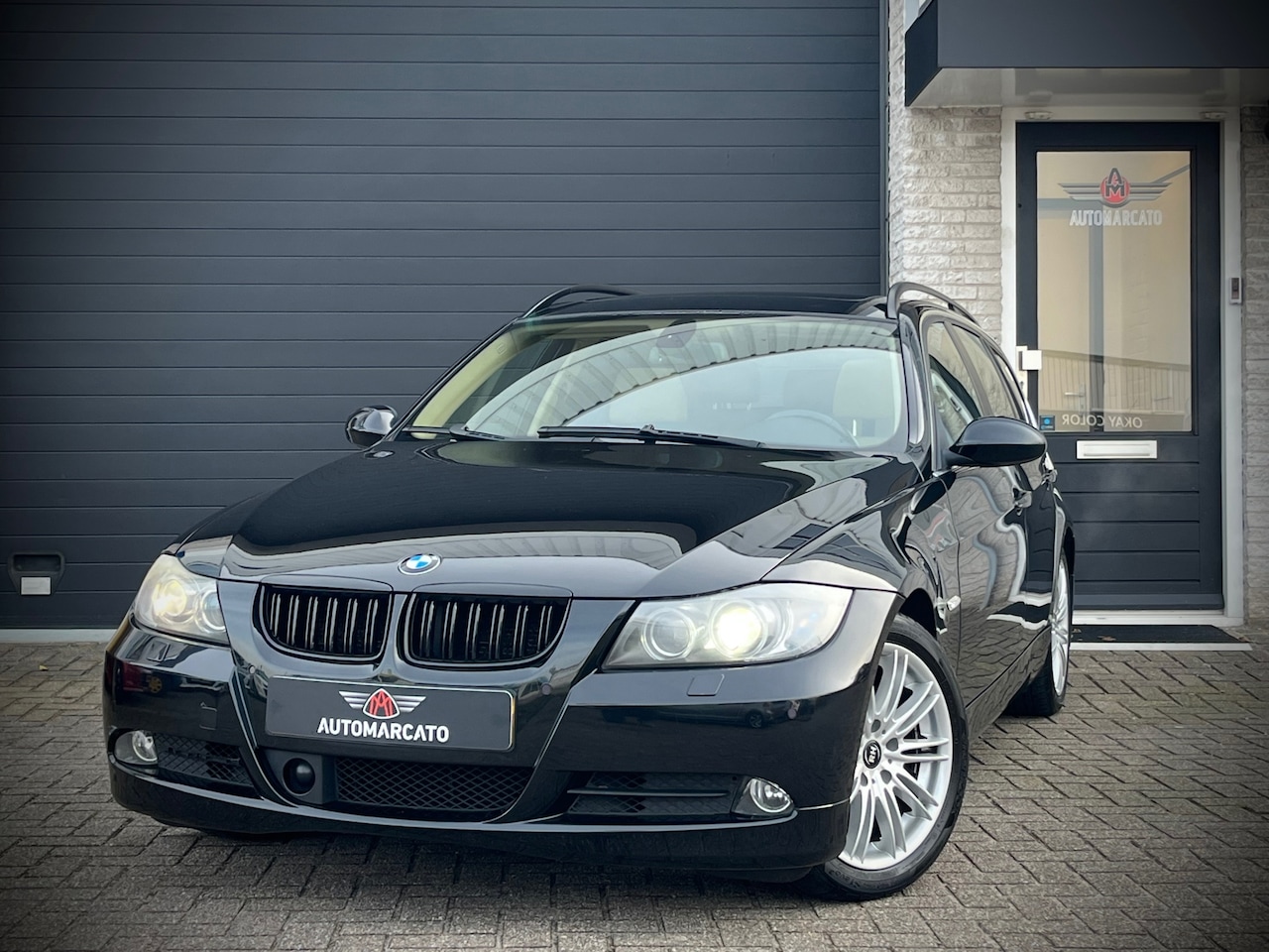 BMW 3-serie Touring - 325i Aut. | Panorama dak | Xenon | Adapt. Cruise | PDC | Leder | Navi | 17 Inch | Stoel Ve - AutoWereld.nl