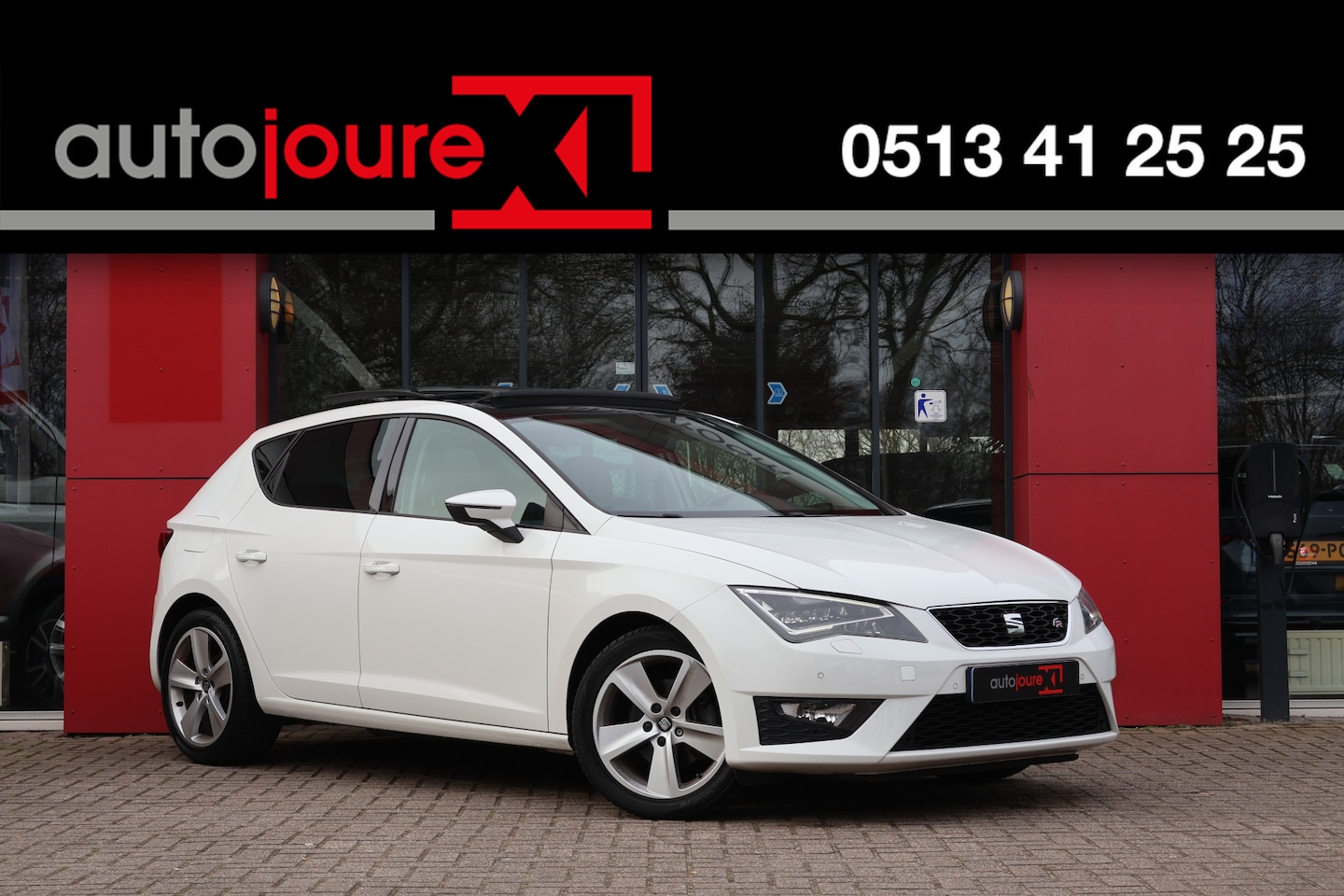 SEAT Leon - 1.4 TSI X-PERIENCE Connect | Panoramadak | PDC | Cruise Control | Navigatie | - AutoWereld.nl