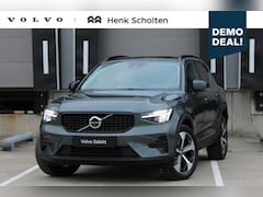 Volvo XC40 - 2.0 B4 Plus Dark | Panoramadak | Elektrisch Verstelbare Voorstoelen | Getint Glas Achter |