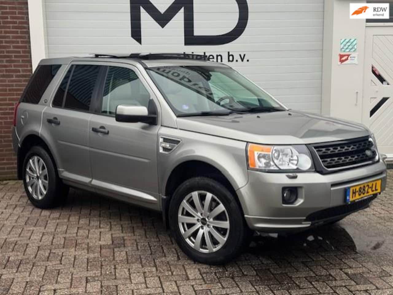 Land Rover Freelander - 3.2 i6 Prestige 4WD -Panoramadak-Leder - AutoWereld.nl