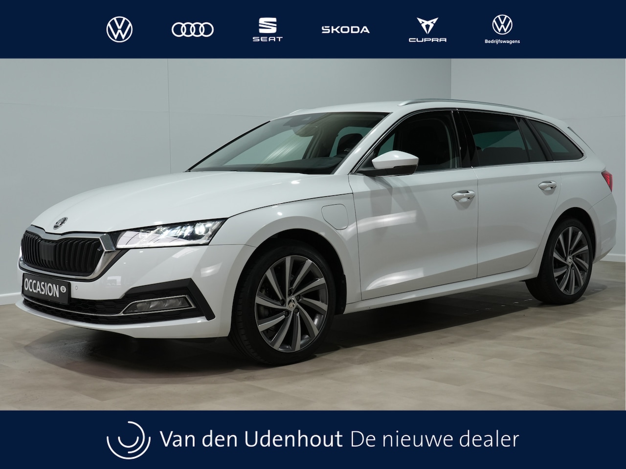 Skoda Octavia Combi - 1.4 TSI iV PHEV 204pk Style Navi Camera Stoel/Stuurverw. Digital Cockpit Android/Carplay 2 - AutoWereld.nl