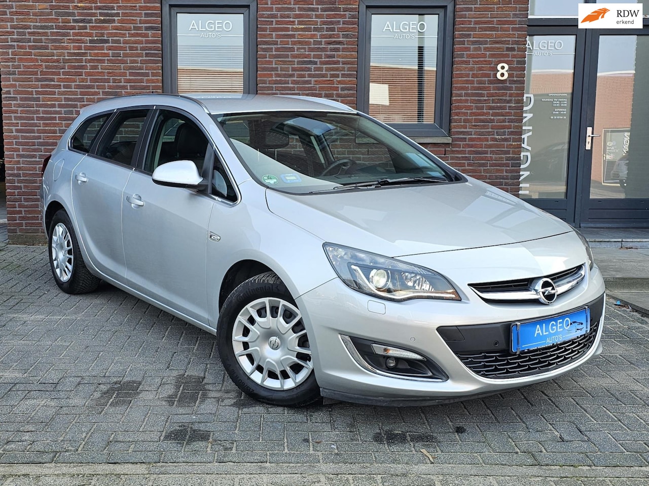 Opel Astra - 1.6 Turbo Exclusive / Automaat / Leer - AutoWereld.nl