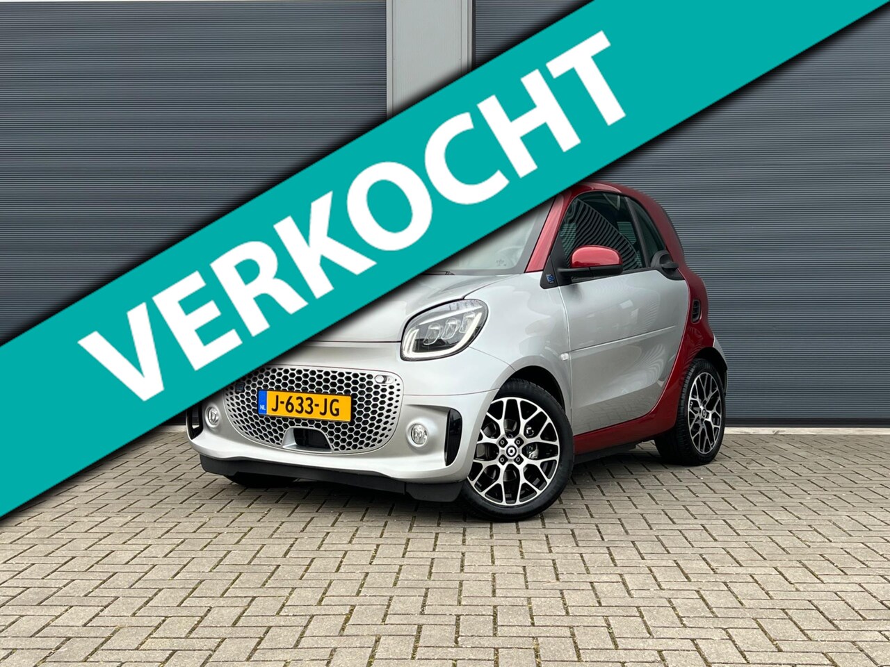 Smart Fortwo - EQ Comfort PLUS 18 kWh|Elektrisch, stijlvol en bijna nieuw! - AutoWereld.nl
