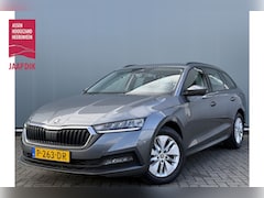 Skoda Octavia Combi - BJR 2022 1.0 TSI 111 PK Business Edition TREKHAAK | FULL LED | CAMERA | NAVI | CARPLAY | C