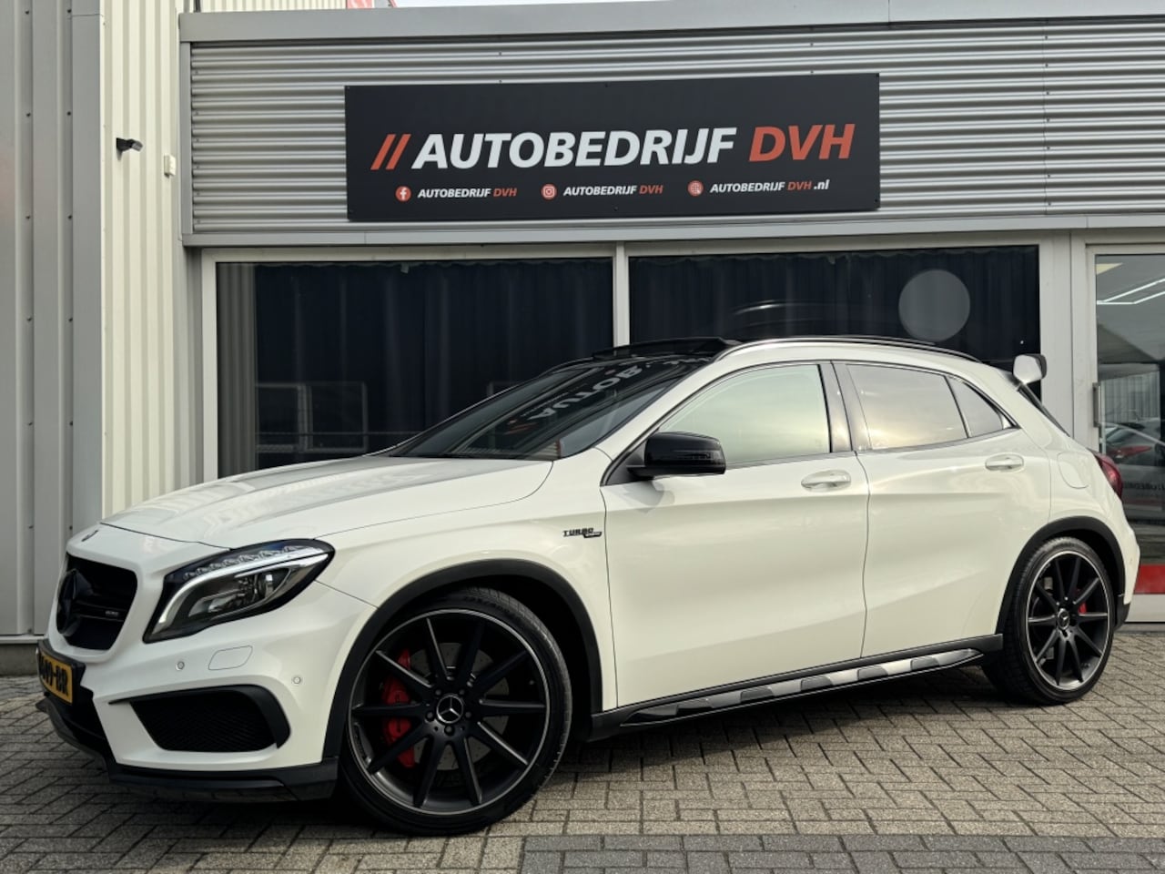 Mercedes-Benz GLA-Klasse - AMG 45 4MATIC | PANO | STOELVERW. | Aero Spoiler | - AutoWereld.nl