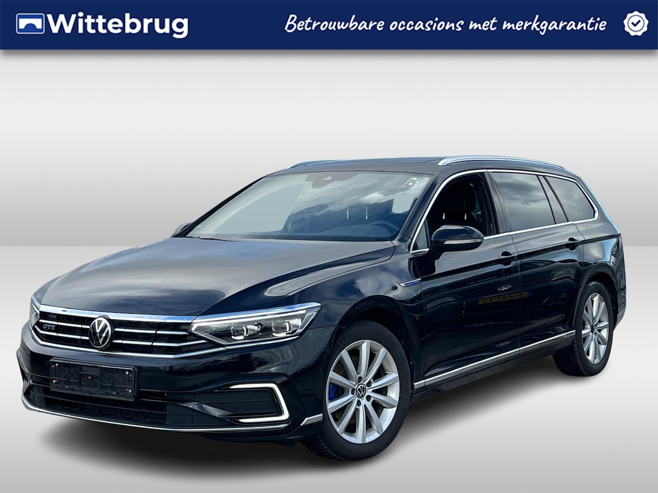 Volkswagen Passat Variant - 1.4 TSI DSG PHEV GTE Business / Panorama dak / Led matrix / Geheugen stoel / Head up Displ - AutoWereld.nl