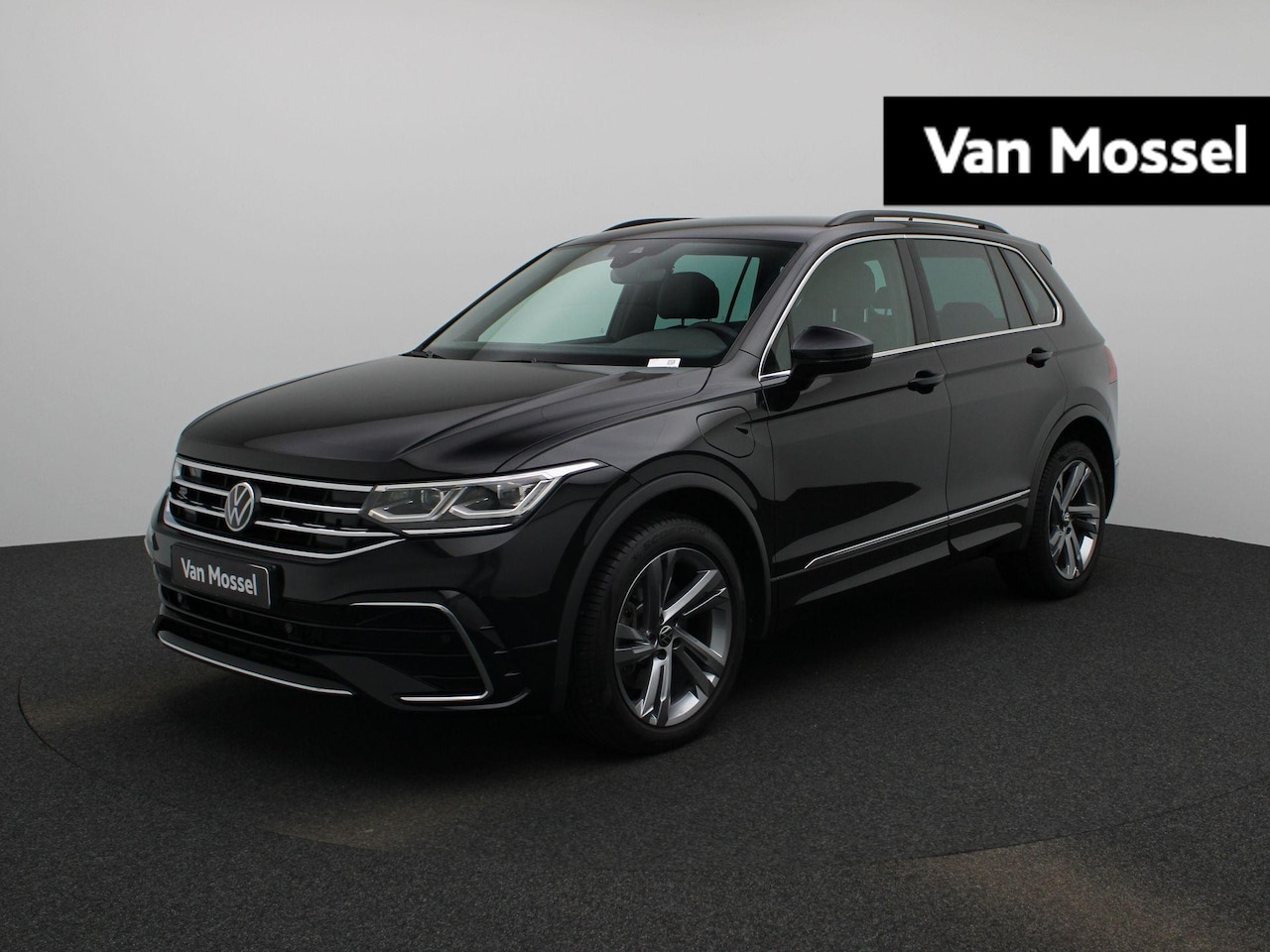 Volkswagen Tiguan - 1.4 TSI eHybrid R-Line Business+ | Automaat | Automatische Airco (Climatronic) | Keyless - AutoWereld.nl
