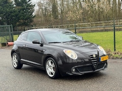 Alfa Romeo MiTo - 1.3 JTDm ECO Distinctive /Navi/Airco/