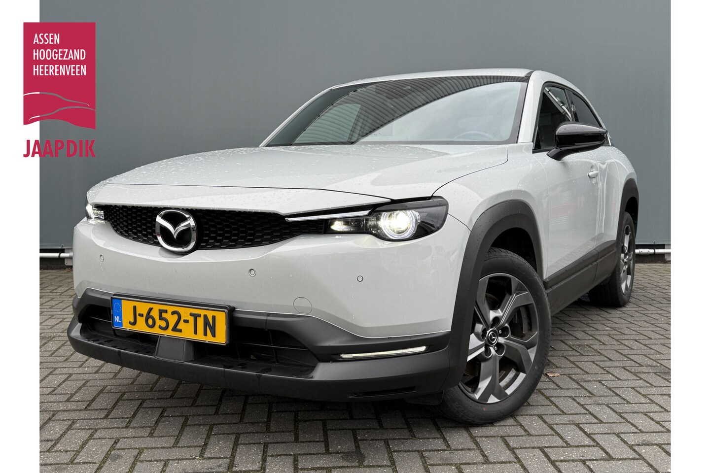 Mazda MX-30 - BJR 2020 e-SkyActiv 145 First Edition 36 kWh 146 PK FULL LED | CAMERA | NAVI | CRUISE | PD - AutoWereld.nl