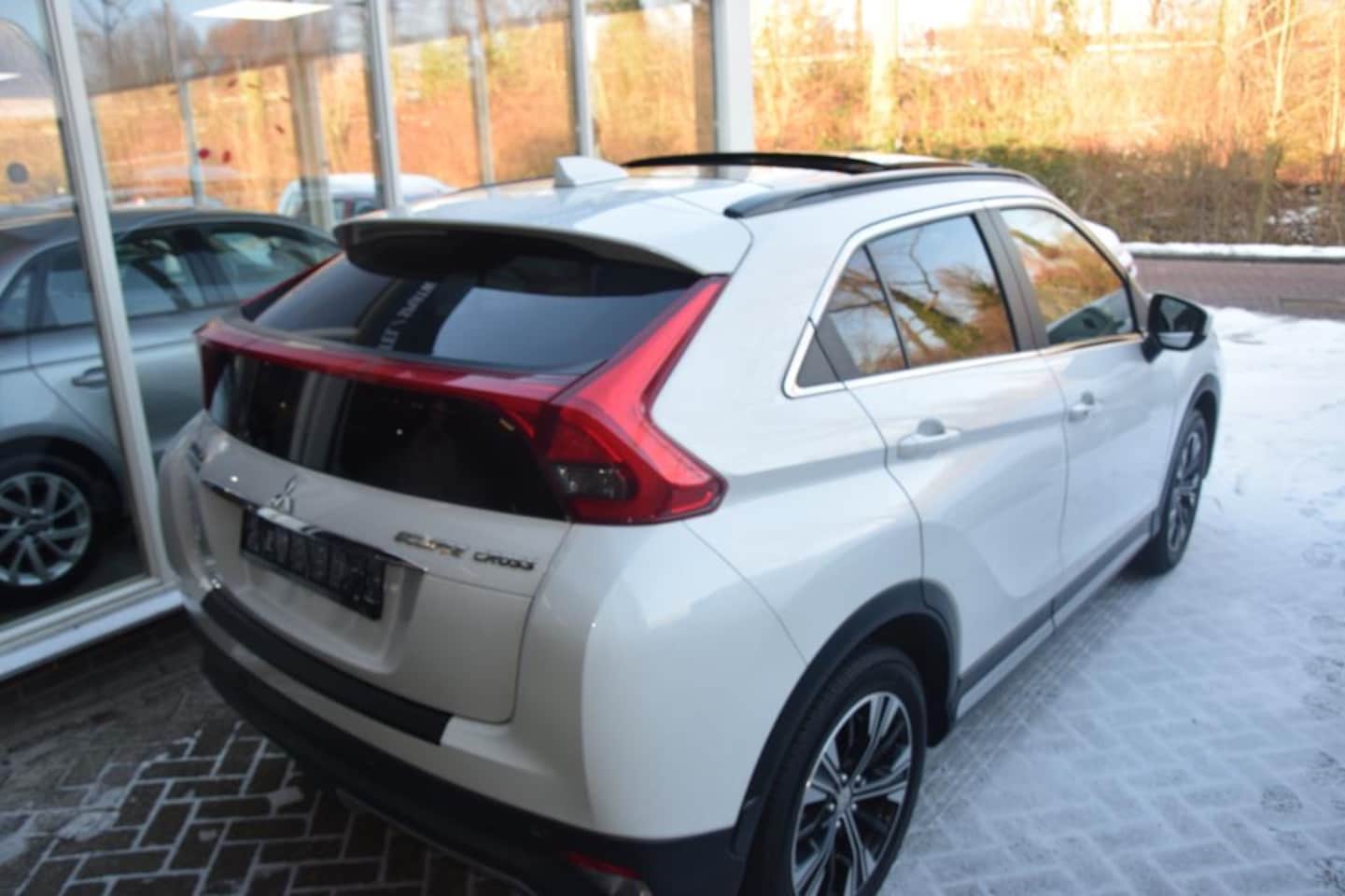 Mitsubishi Eclipse Cross - 1.5 DI-T Instyle 1.5 DI-T Instyle - AutoWereld.nl