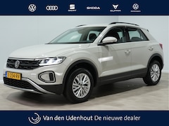 Volkswagen T-Roc - 1.5 TSI 150pk DSG Life Business Trekhaak Navi Stoelverw. Parkass. Android/Carplay 297