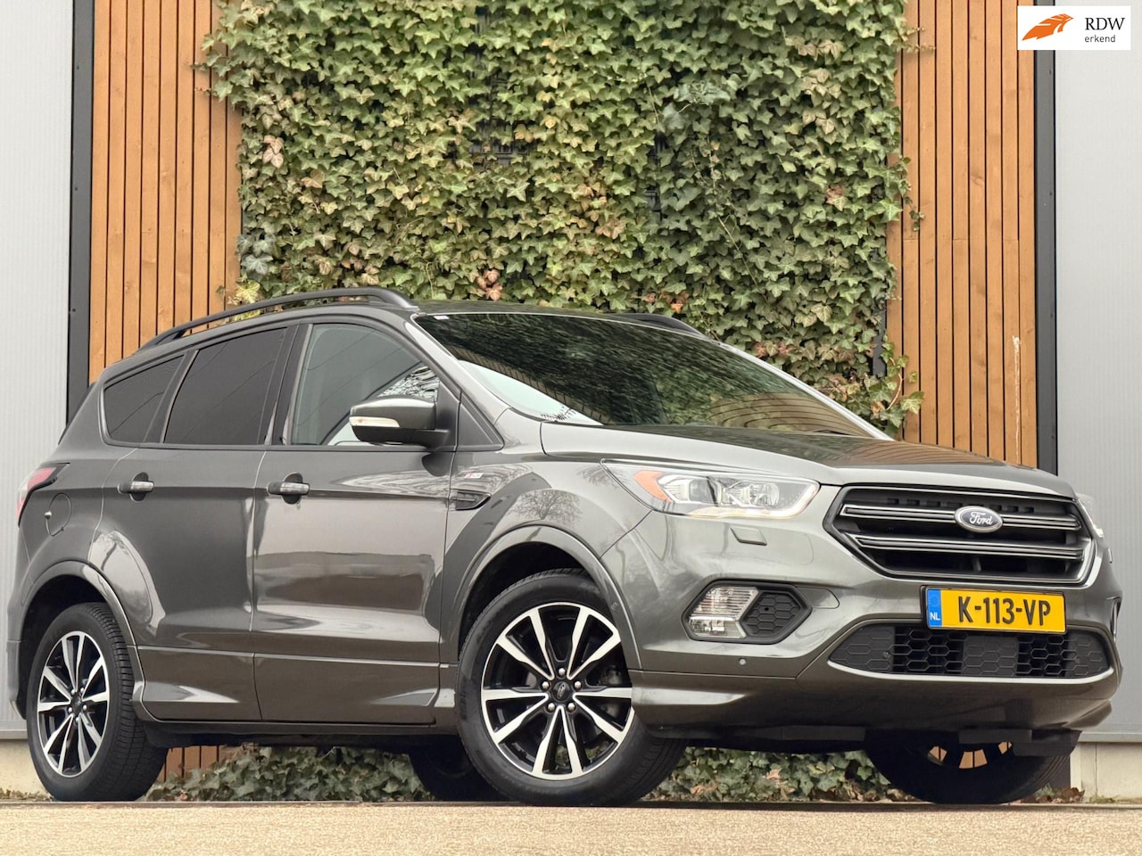 Ford Kuga - 1.5 EcoBoost ST Line|TREKHAAK|CARPLAY - AutoWereld.nl