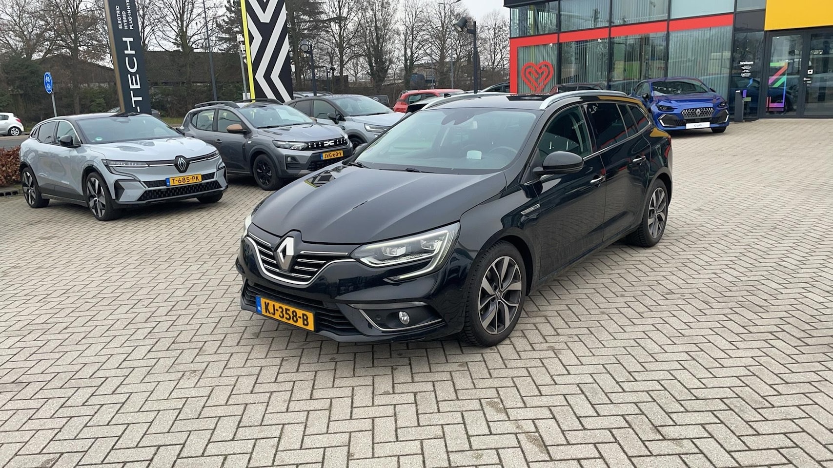 Renault Mégane Estate - TCe 130 Bose | Trekhaak - AutoWereld.nl