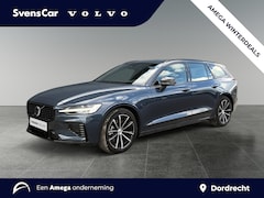 Volvo V60 - 2.0 T6 Plug-in hybrid AWD Plus Dark | Stoelverwarming | Sportstoelen | Trekhaak | Verwarmb