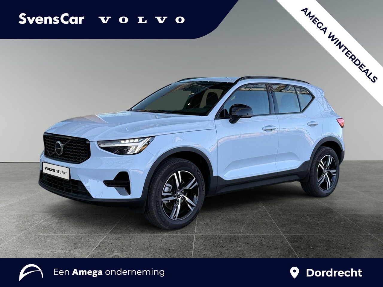 Volvo XC40 - 2.0 B4 Plus Dark | Stoelverwarming | Harman/Kardon Audio | Trekhaak | Verwarmbare voorruit - AutoWereld.nl