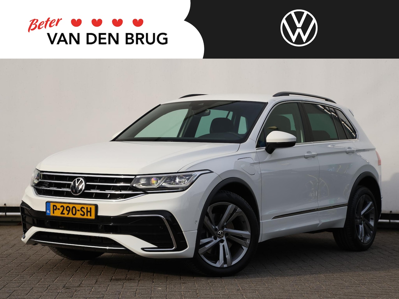 Volkswagen Tiguan - 1.4 TSI eHybrid R-Line 245 PK DSG | Navigatie | Adaptieve cruise control | Digitale cockpi - AutoWereld.nl