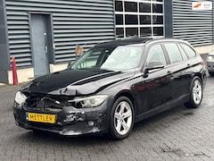 BMW 3-serie Touring - 320d High Executive, panoramadak, trekhaak, PDC