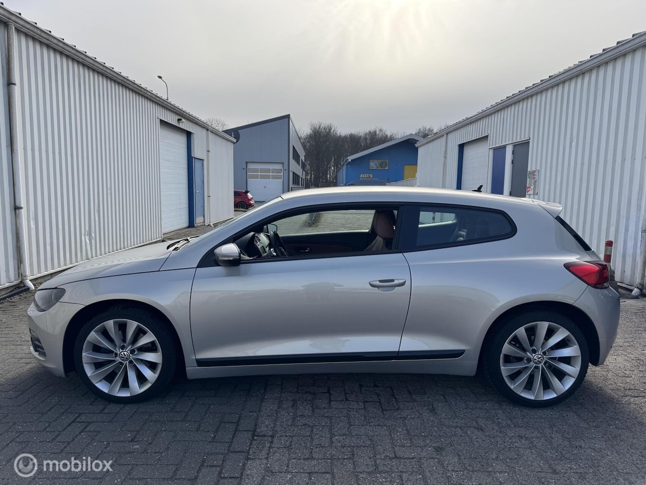 Volkswagen Scirocco - 2.0 TSI Highline | DSG | Nw Ketting - AutoWereld.nl